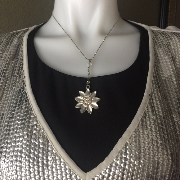 bebe Jewelry - Bebe Rhinestone Necklace encased in petal